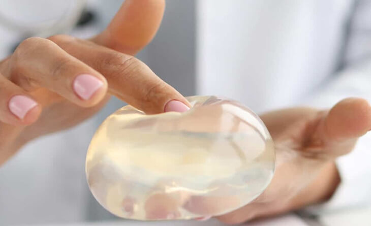 What is Hybrid Breast Augmentation - Dr Lokesh Handa - Plastic Surgeon in Delhi - Med Esthetiks 03 Breast Augmentation