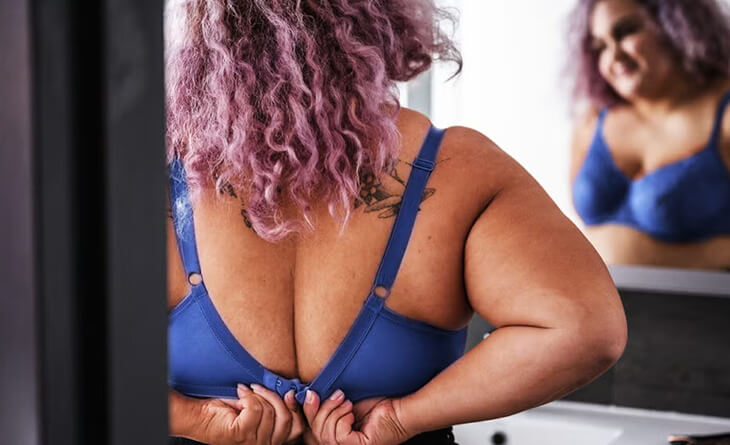 What is the Connection Between Large Breasts and Back Pain - Dr Lokesh Handa - Plastic Surgeon in Delhi - Med Esthetiks -01 breast reduction surgery in delhi